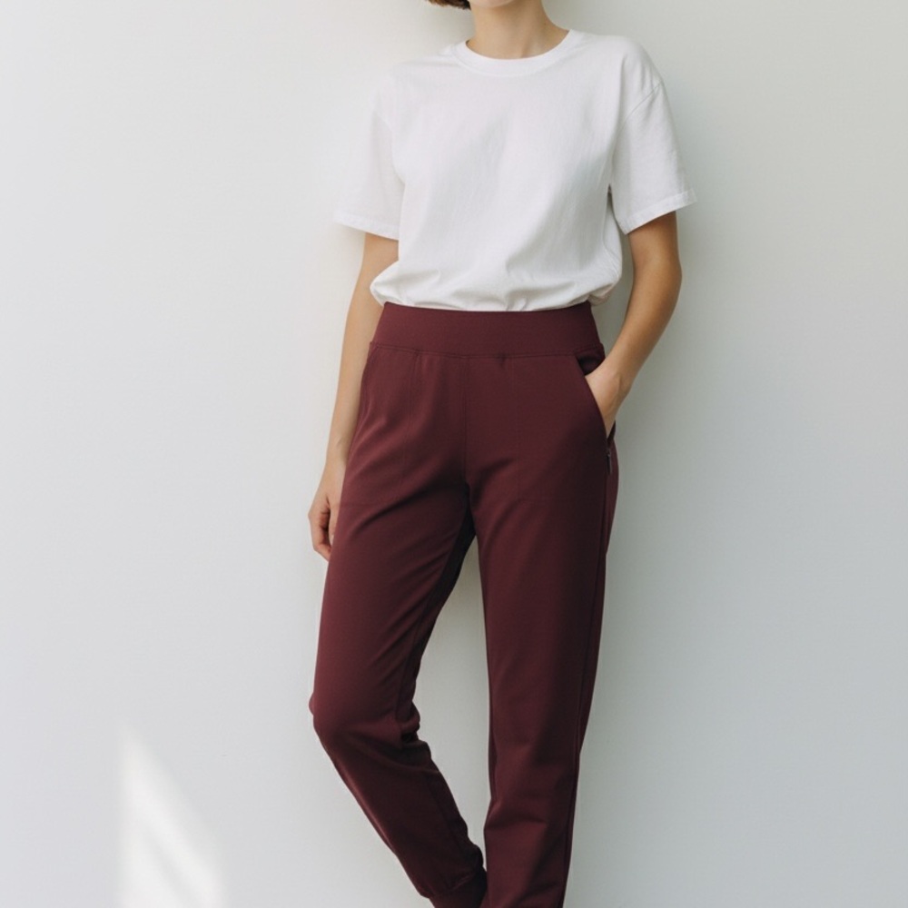 Athleta Women’s Maroon Joggers Size Medium - Picture 9 of 9